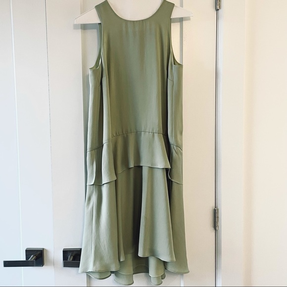 Club Monaco | Norra Dress - Picture 2 of 4